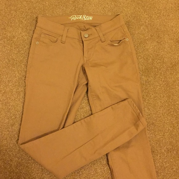 NWOT Old Navy Camel Skinny Jeans - Picture 1 of 2