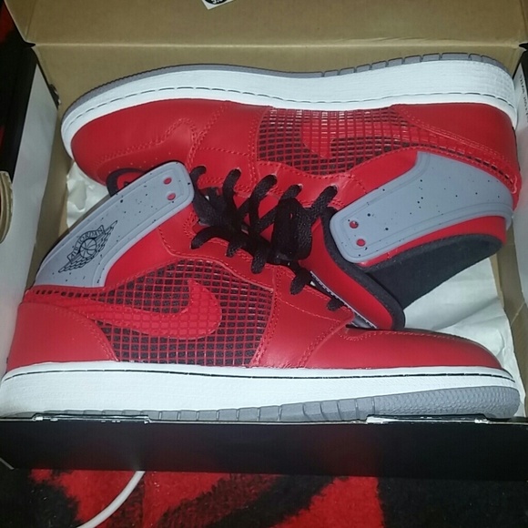 Air Jordan 1 Retro '89 - Picture 2 of 4