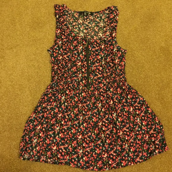 Forever 21 floral zip up tunic / dress - Picture 1 of 1