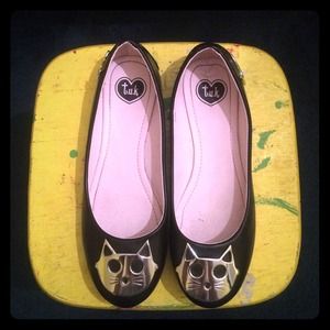 T.U.K. Metal Kitty Flats