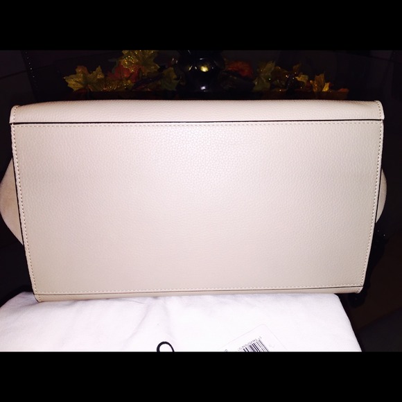 Celine 'Trapeze' Handbag - Picture 4 of 4