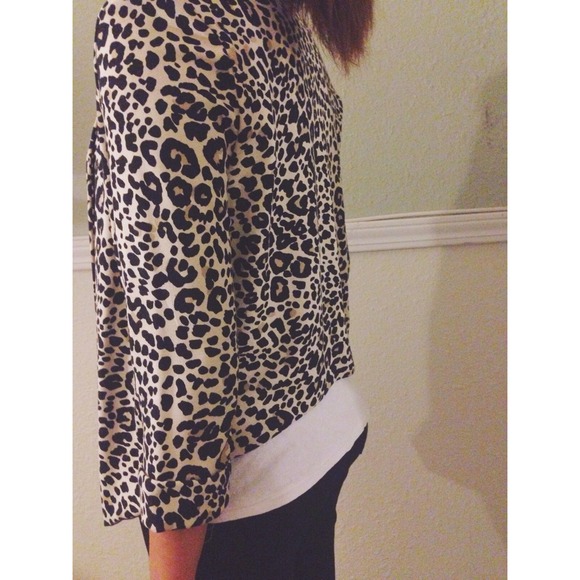 H&M Leopard Blazer - Picture 3 of 3