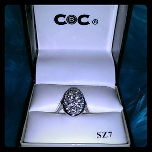 Fashion Jewelry  Bella Oval shaped ring