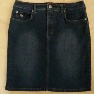 SIZE 6 KNEE LENGTH DENIM SKIRT GLORIA VANDERBILT
