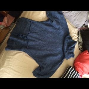 Blue short sleeve sweater