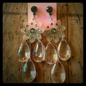 Tarina Tarantino Lucite Chandelier Flower Earrings