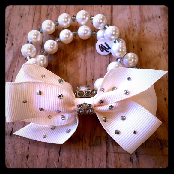Tarina Tarantino Champagne Bow 2 Beaded Bracelet