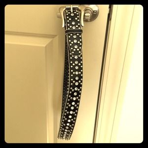 Black and silver women's belt