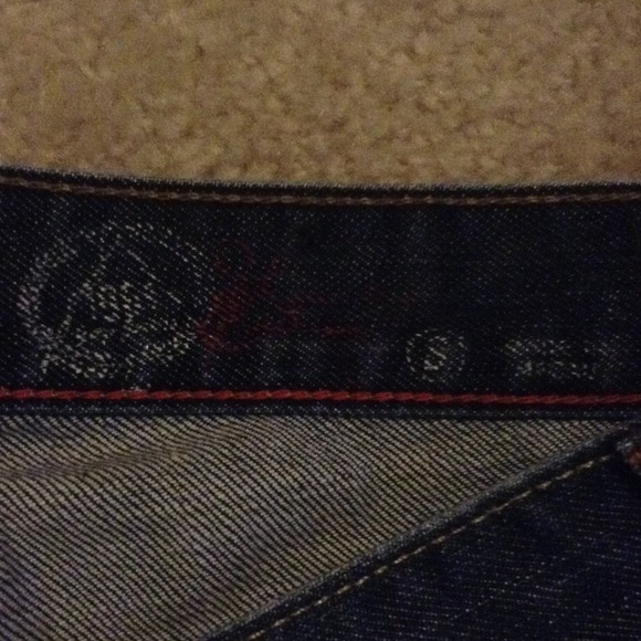 Shorts - Picture 2 of 3