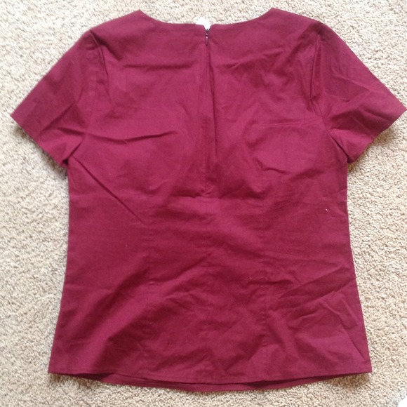 NWT J. Crew Necklace Top - Picture 3 of 3