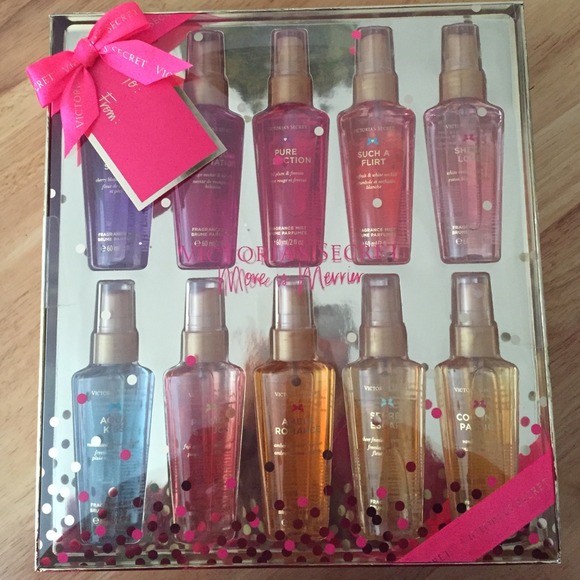 New VS body mist gift set