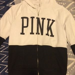 Hooded sweatshirt vs