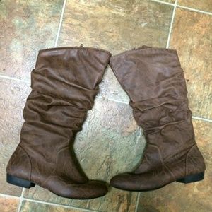 NEW brown riding boots size 8