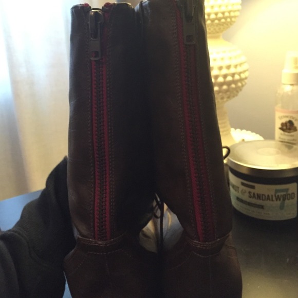 SOLD2XHP!!! Army Style Lace-Up Boots - Picture 4 of 4