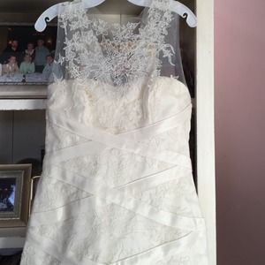 Vera Wang Bridal Gown