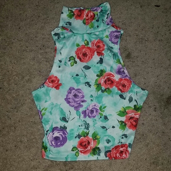Flower turtleneck