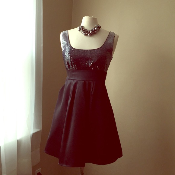 XOXO cocktail dress - Picture 1 of 4