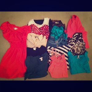 LOT of SIZE S CLOTHING. 15 pcs. Feat Body Central