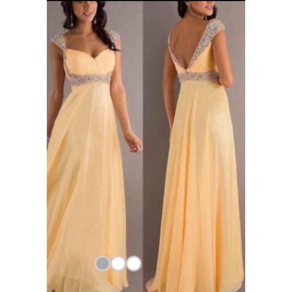 Formal dress never worn