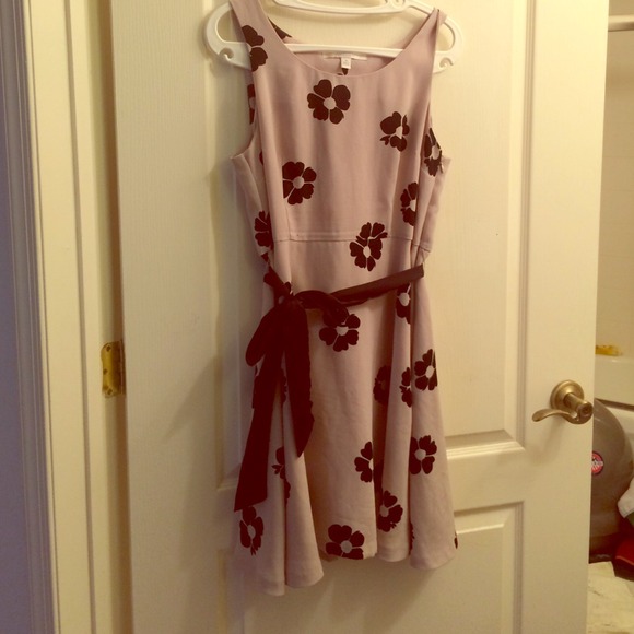 Lauren Conrad Beige Floral Fit & Flare dress