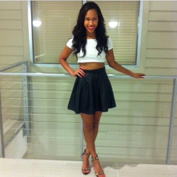 Dresses & Skirts - Black skirt