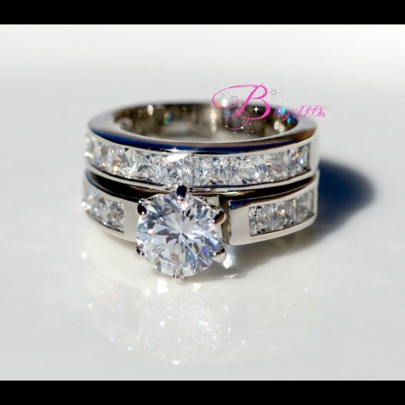 Almost diamonds affordable bridal set NWT - Picture 1 of 1