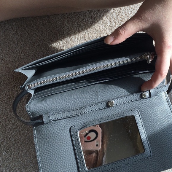 Prada Saffiano Lux Crossbody - Picture 3 of 4