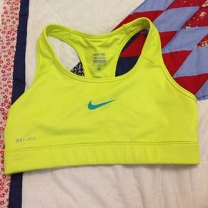 REDUCED! Nike DRI-FIT sports bra size small