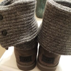 Grey knit ugg Boots