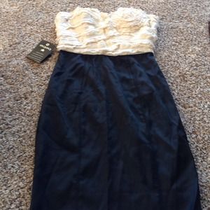 BRAND NEW!!!Bebe black/white dress!⚫️⚪️✨