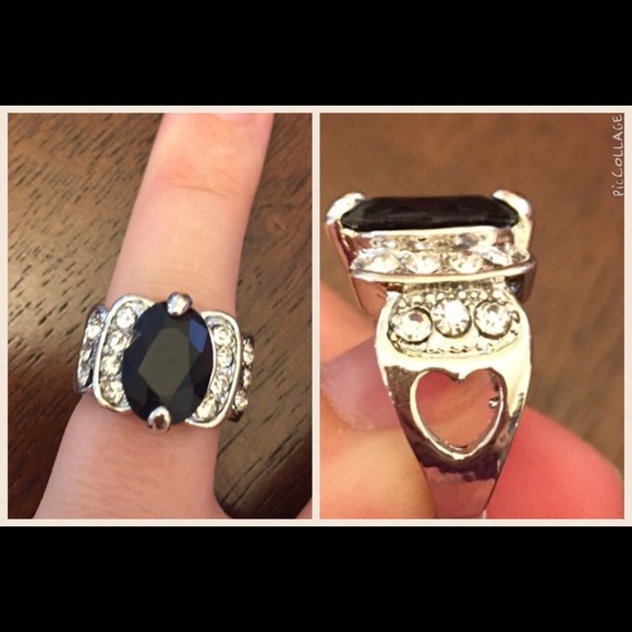 Beautiful ring size 5 New with tags! - Picture 1 of 4