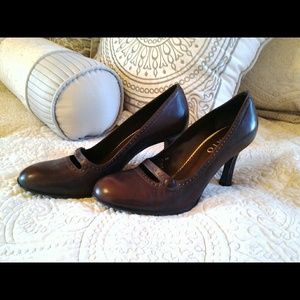 Brown leather mary jane pumps