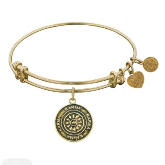 NWT Goldtone Karma Circle Charm Bracelet - Picture 1 of 1
