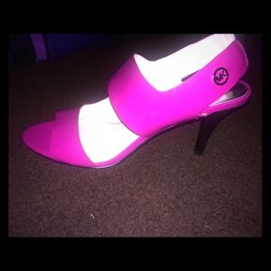 Micheal kors  sandals.      NWOT