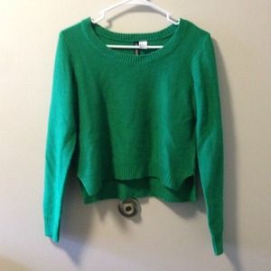 Kelly green cropped sweater from H&M