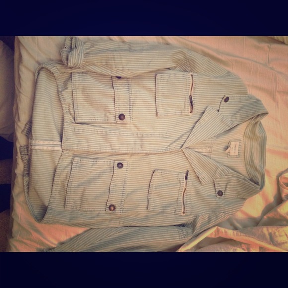 Forever 21 jacket with cute buttons