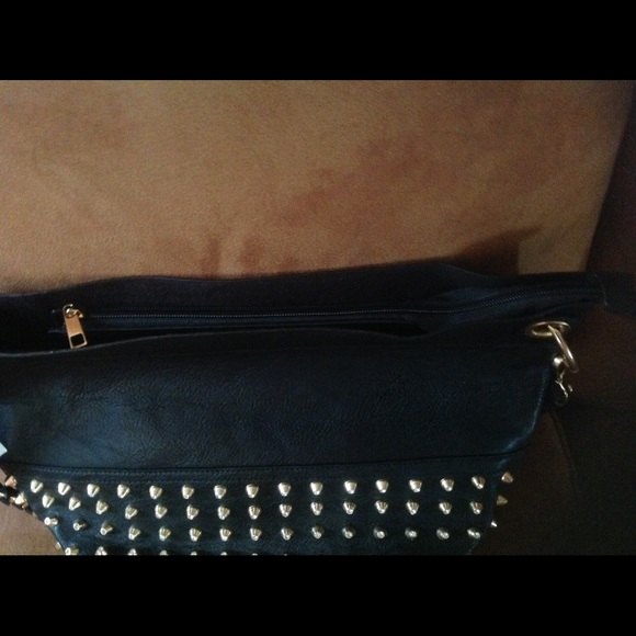 Purse - Picture 2 of 2
