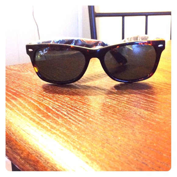 Ray ban sunglasses NWOT