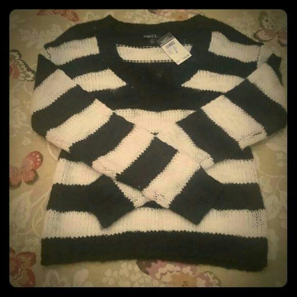 Black and white stripped sweater