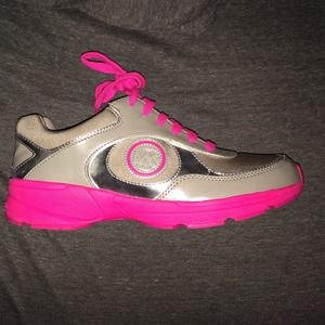 Michale kors gray and pink tennis shoes