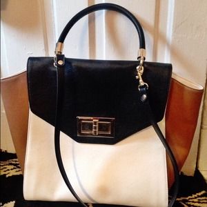 Large Express bag with detachable strap