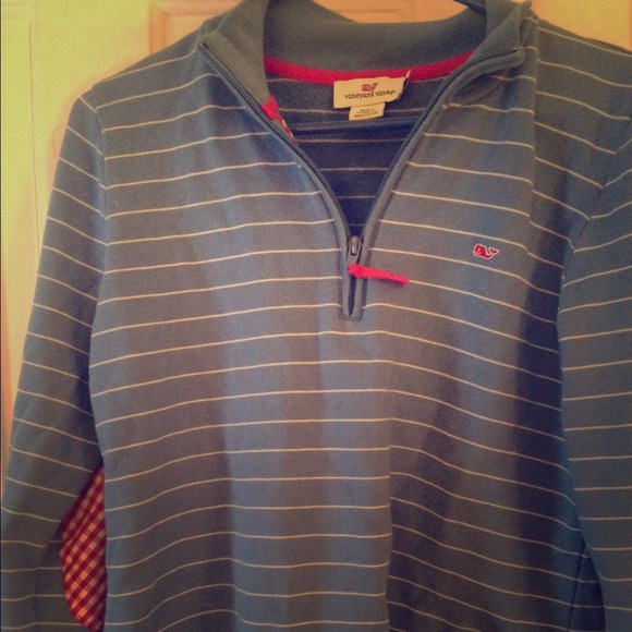 Vineyard Vines pullover