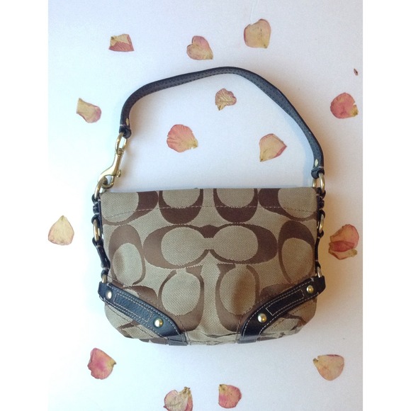 Coach Handbags - Authentic Coach bag✨💯