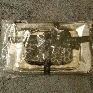 VS travel bags brand new. 3 bags included.