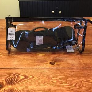 Victoria's Secret PINK flip flops!