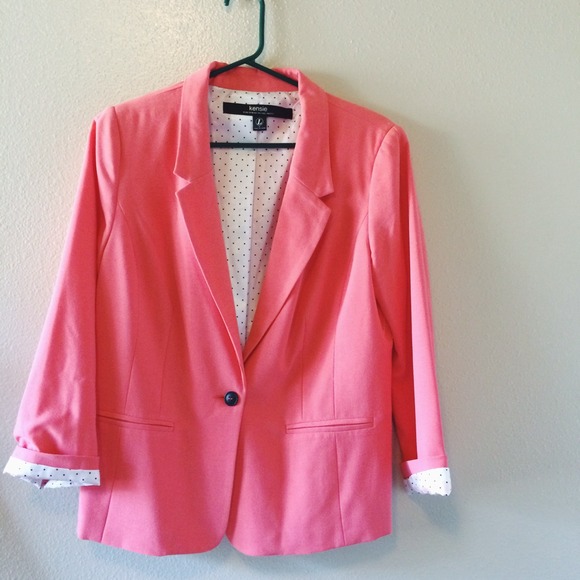 Kenzie pink blazer.