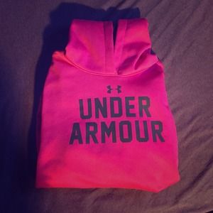 Under Armour Sweatshirt💪