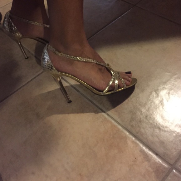Guess gold sandals - Picture 4 of 4