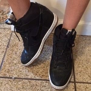 Nike wedge sneakers w/ patent leather swish