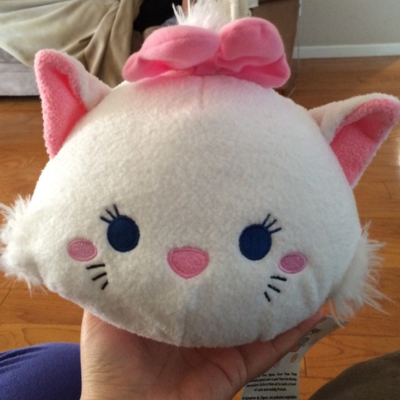 Marie tsum tsum